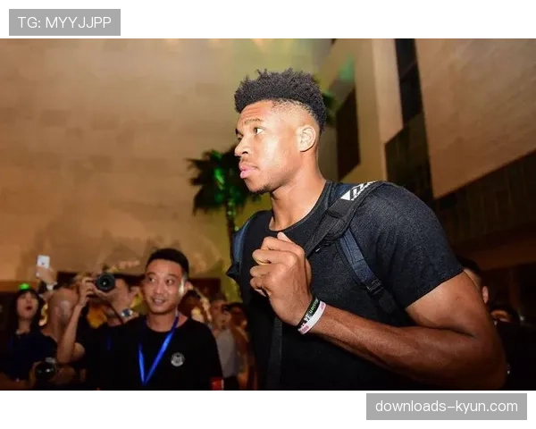 消息：某东部全明星后卫因腿筋伤势，预计将改变其高频持球突破打法